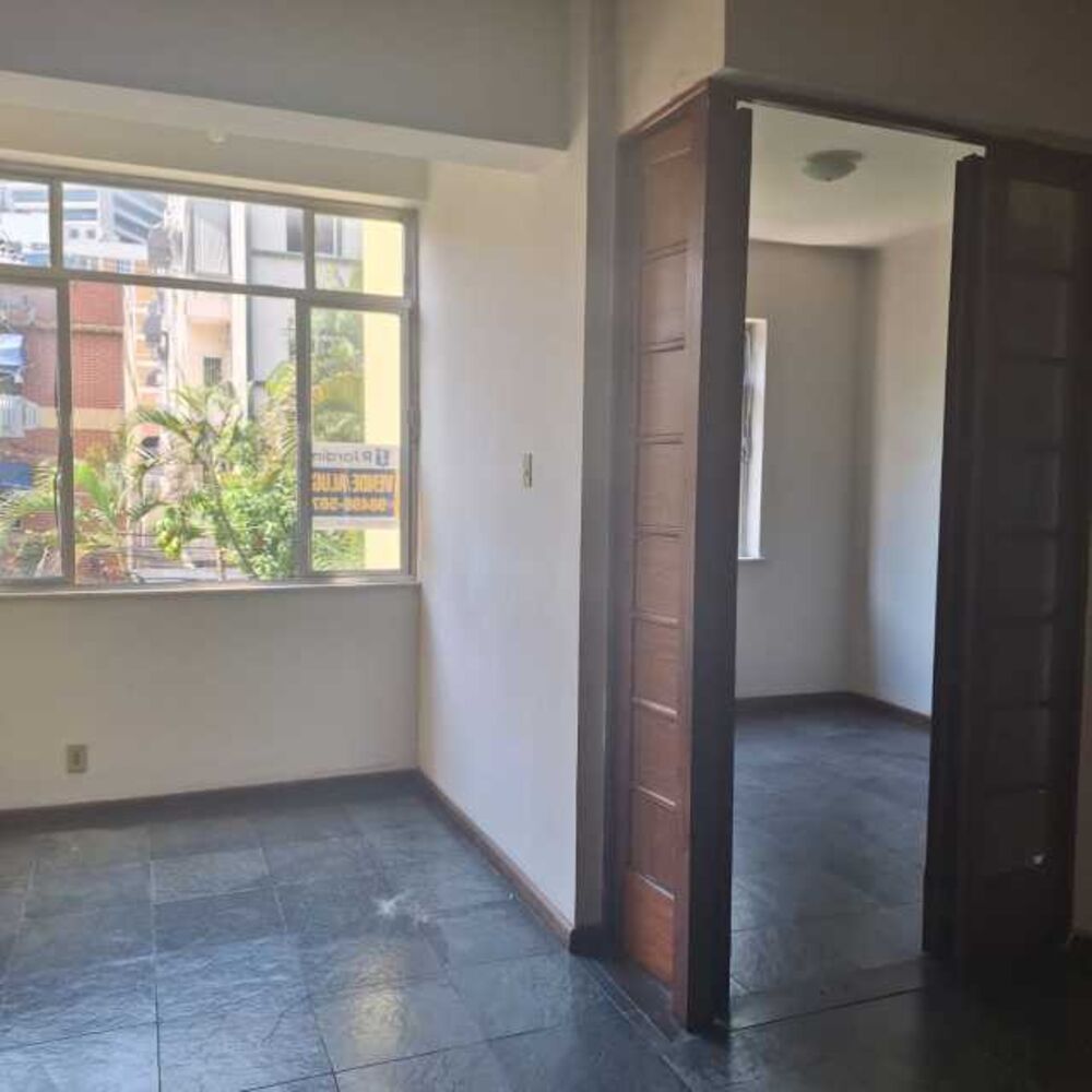 Apartamento à venda com 3 quartos, 80m² - Foto 4