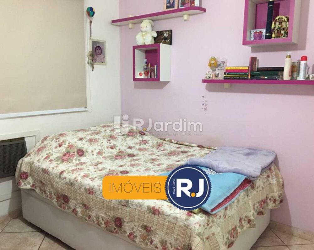 Apartamento à venda com 3 quartos, 114m² - Foto 1