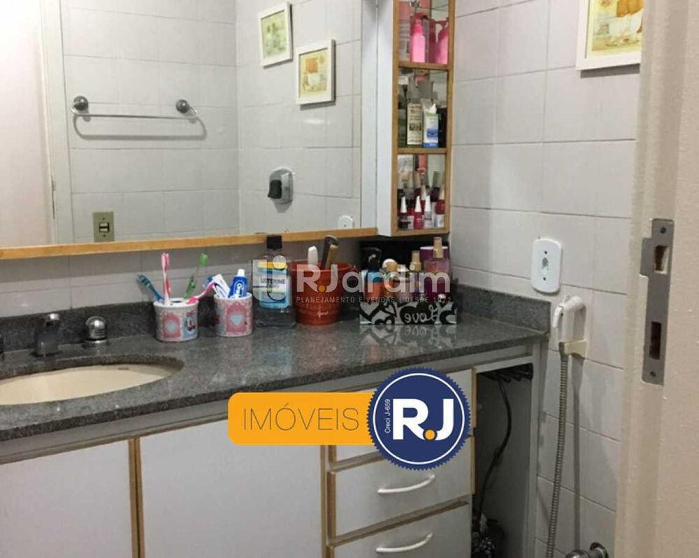 Apartamento à venda com 3 quartos, 114m² - Foto 3