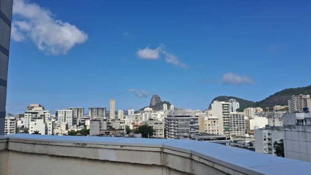 Apartamento à venda com 2 quartos, 77m² - Foto 1