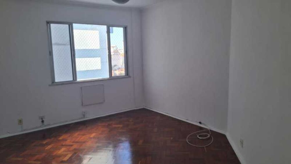 Apartamento à venda com 2 quartos, 77m² - Foto 7