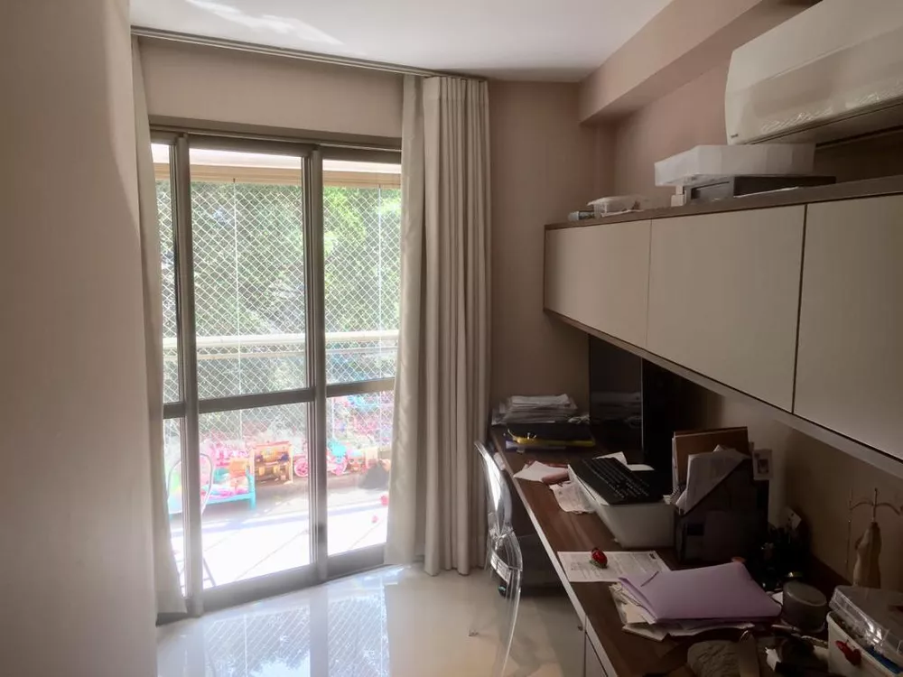 Apartamento, 4 quartos, 221 m² - Foto 13