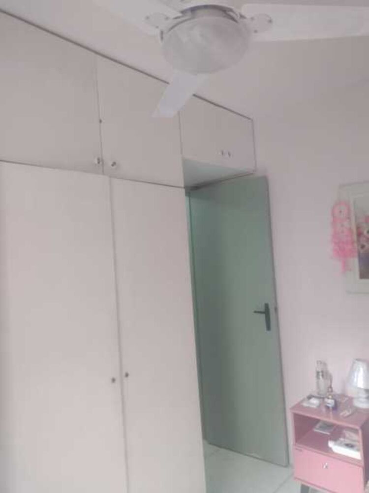 Apartamento à venda com 2 quartos, 70m² - Foto 4