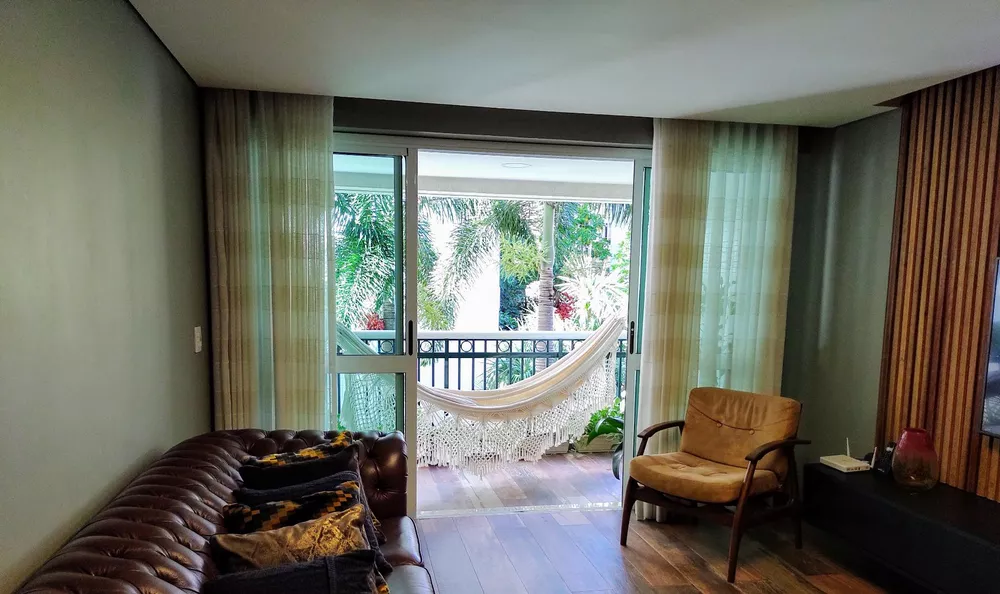 Apartamento, 3 quartos, 160 m² - Foto 1