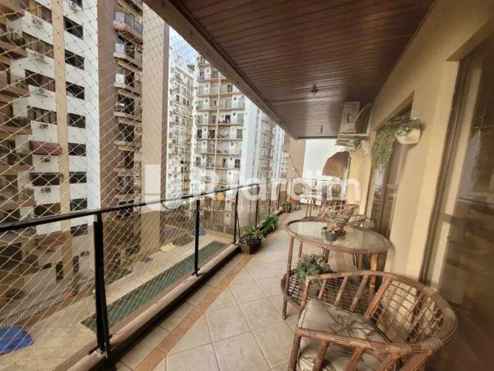 Apartamento, 3 quartos, 136 m² - Foto 1