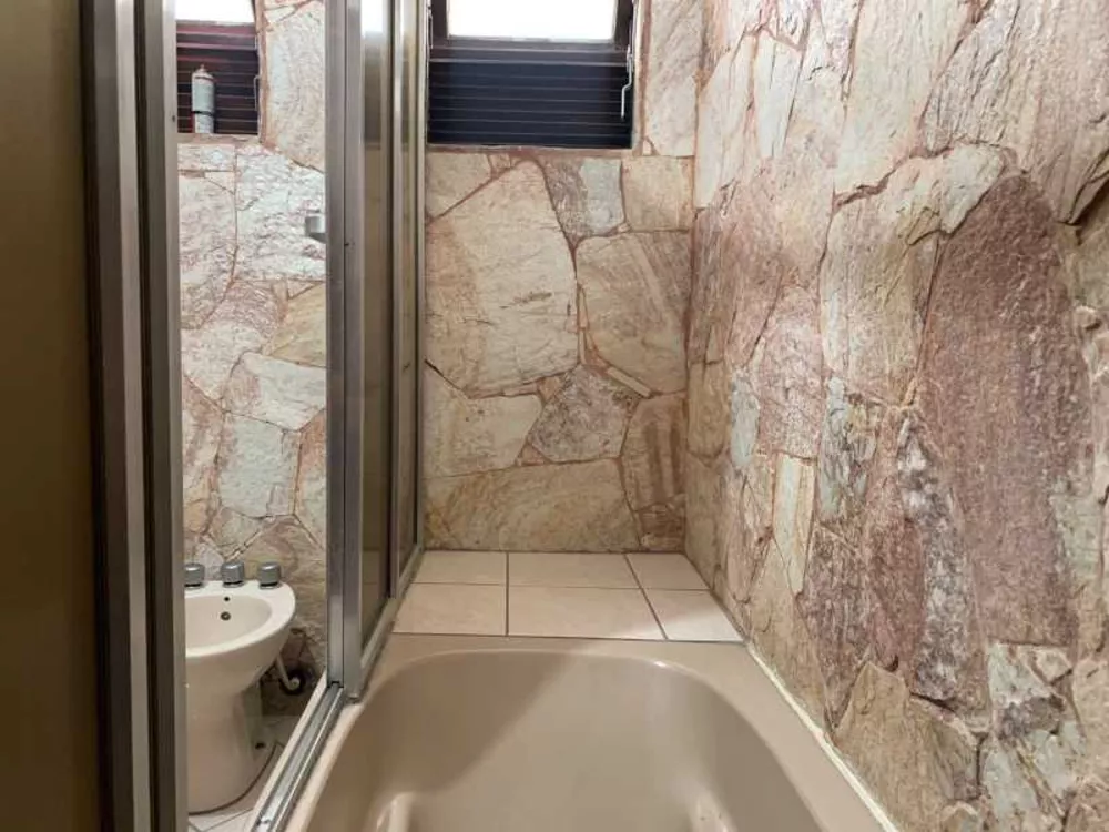 Casa, 4 quartos, 264 m² - Foto 3