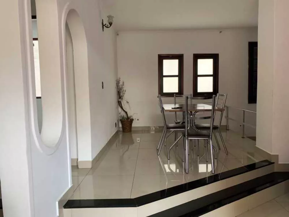 Casa, 4 quartos, 264 m² - Foto 22