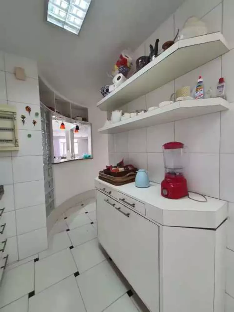 Cobertura, 3 quartos, 203 m² - Foto 11