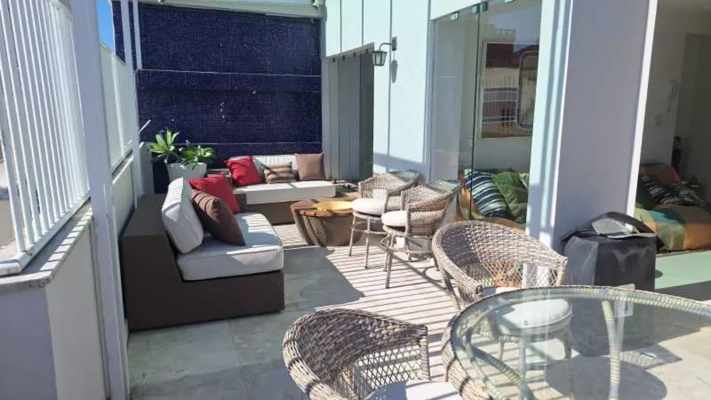 Cobertura, 3 quartos, 203 m² - Foto 2