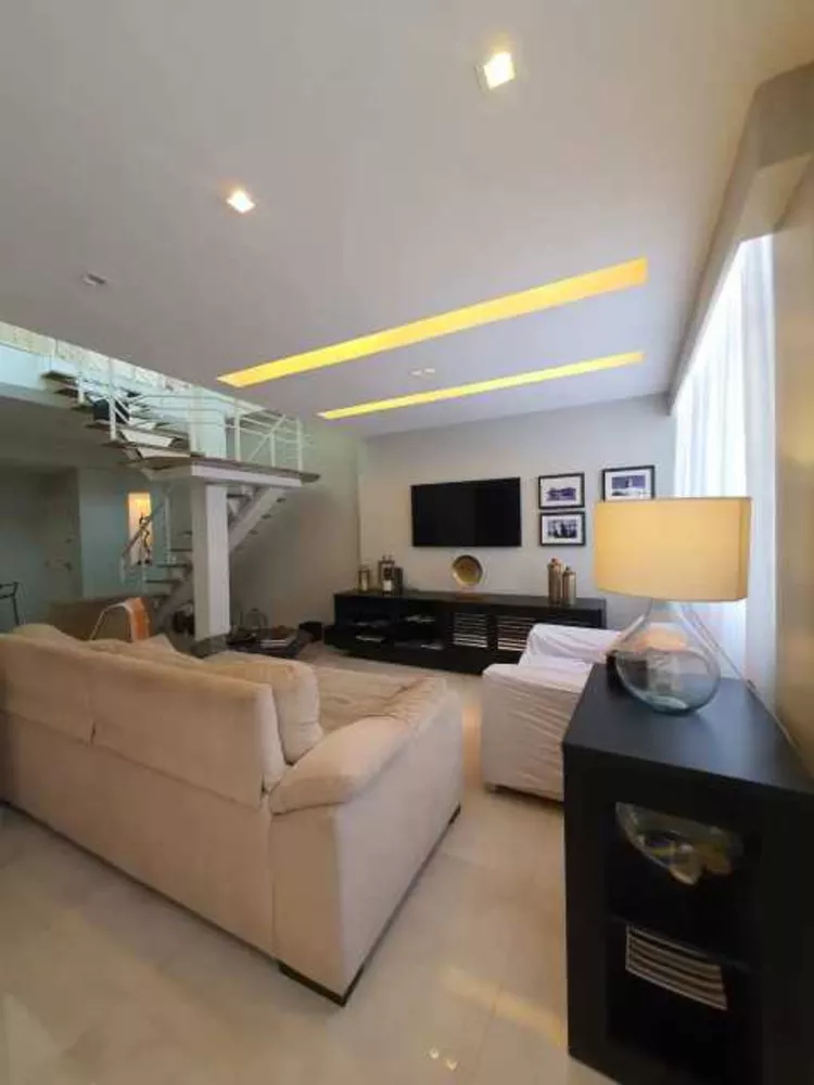Cobertura, 3 quartos, 203 m² - Foto 9