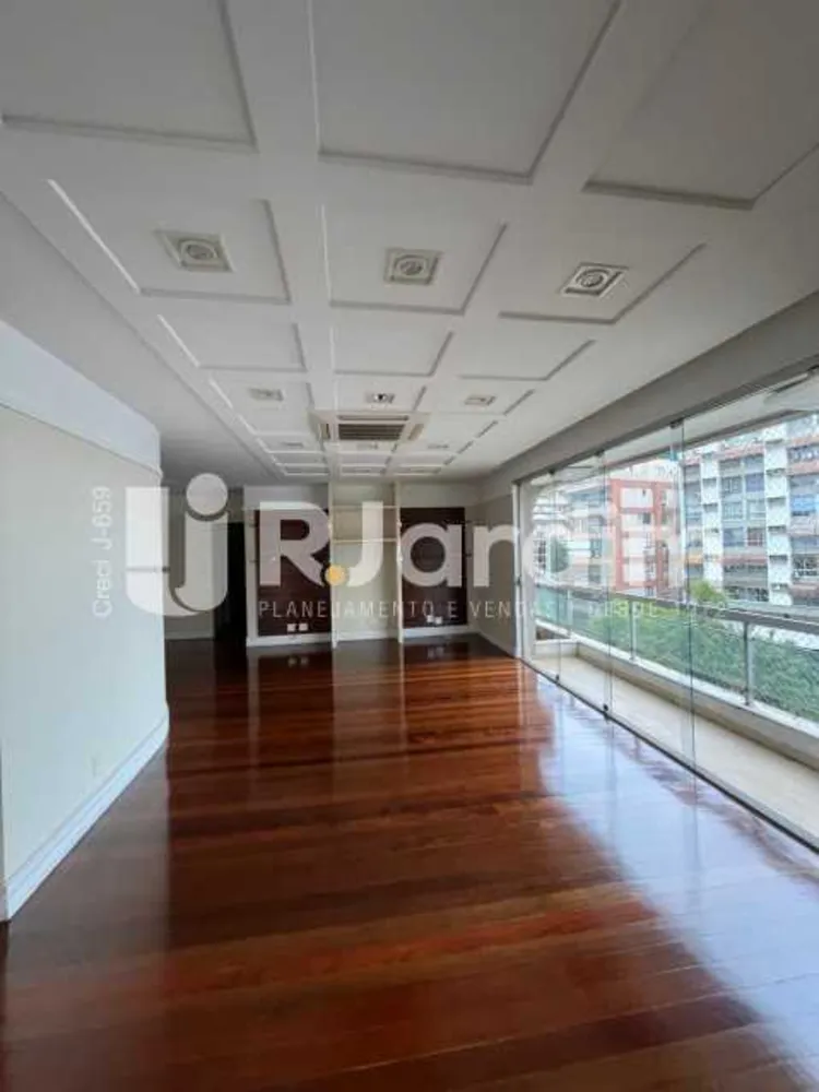Apartamento, 3 quartos, 150 m² - Foto 1