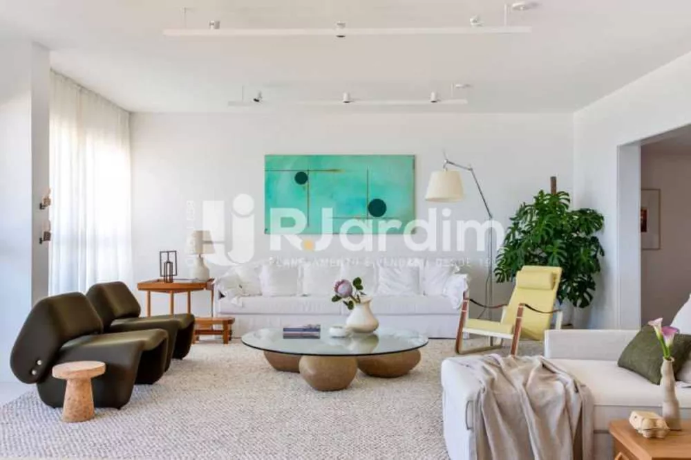 Apartamento, 3 quartos, 230 m² - Foto 3