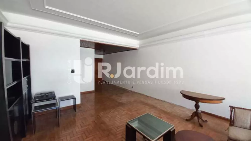 Apartamento, 3 quartos, 200 m² - Foto 1
