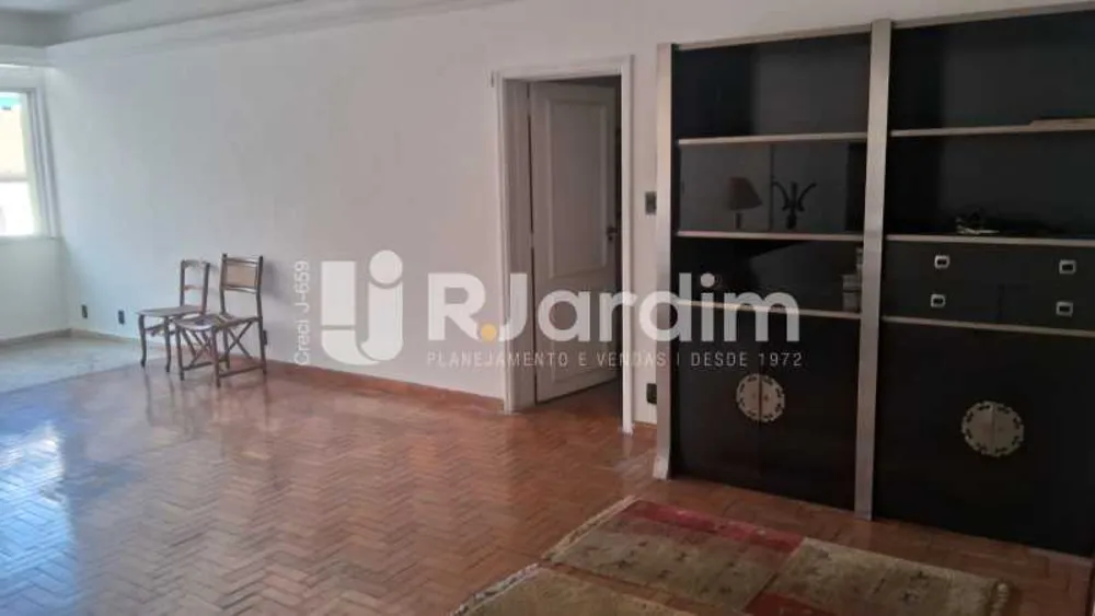 Apartamento, 3 quartos, 200 m² - Foto 1