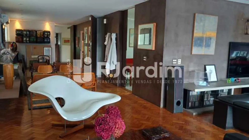 Apartamento, 4 quartos, 330 m² - Foto 8