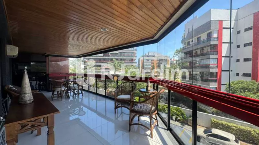 Apartamento, 3 quartos, 125 m² - Foto 2