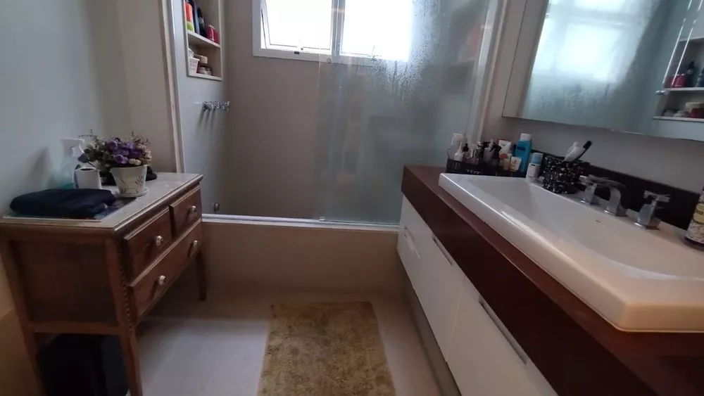 Apartamento, 3 quartos, 240 m² - Foto 4