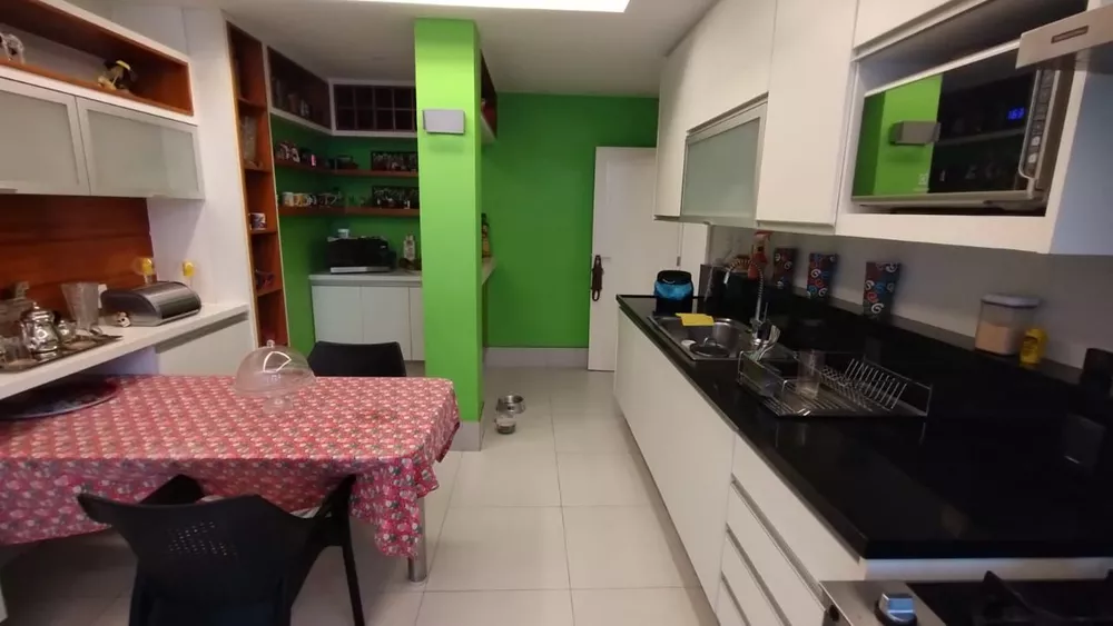 Apartamento, 3 quartos, 240 m² - Foto 23