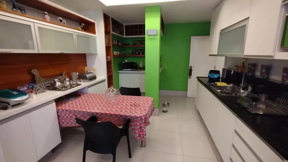 Apartamento, 3 quartos, 240 m² - Foto 28