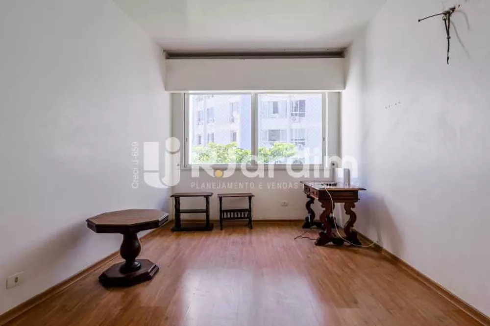 Apartamento, 4 quartos, 244 m² - Foto 2