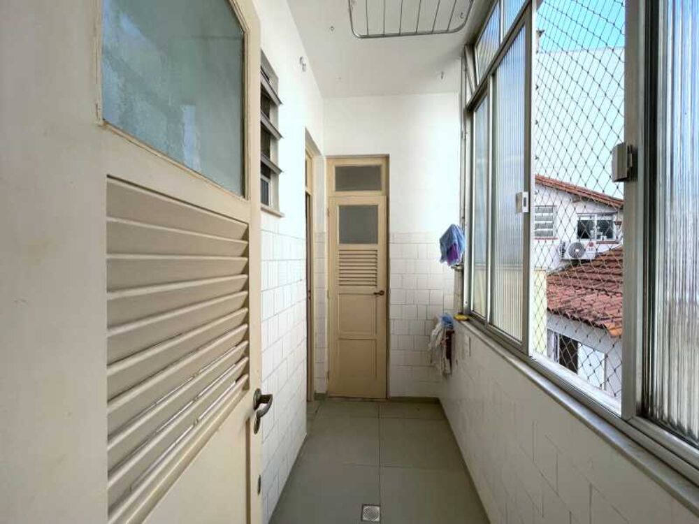 Apartamento à venda com 2 quartos, 76m² - Foto 4
