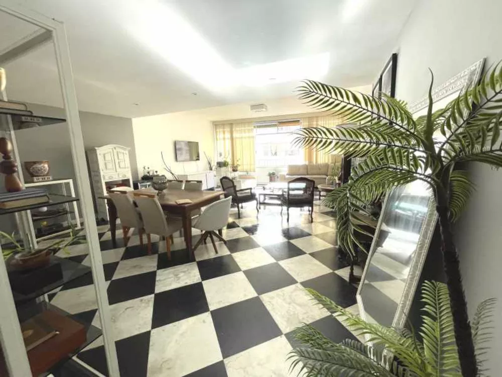 Apartamento, 4 quartos, 225 m² - Foto 1