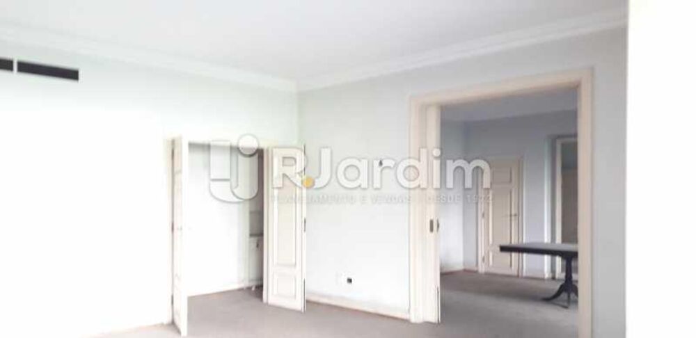 Apartamento à venda com 4 quartos, 320m² - Foto 6