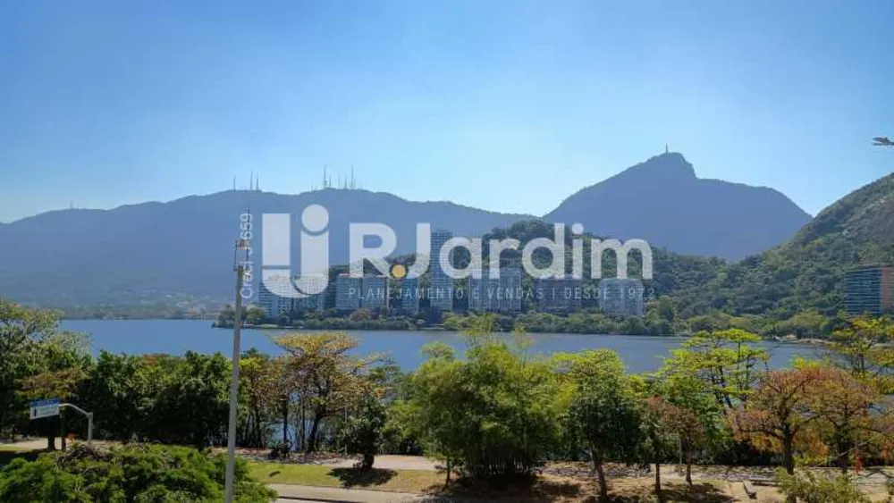 Apartamento, 3 quartos, 180 m² - Foto 1