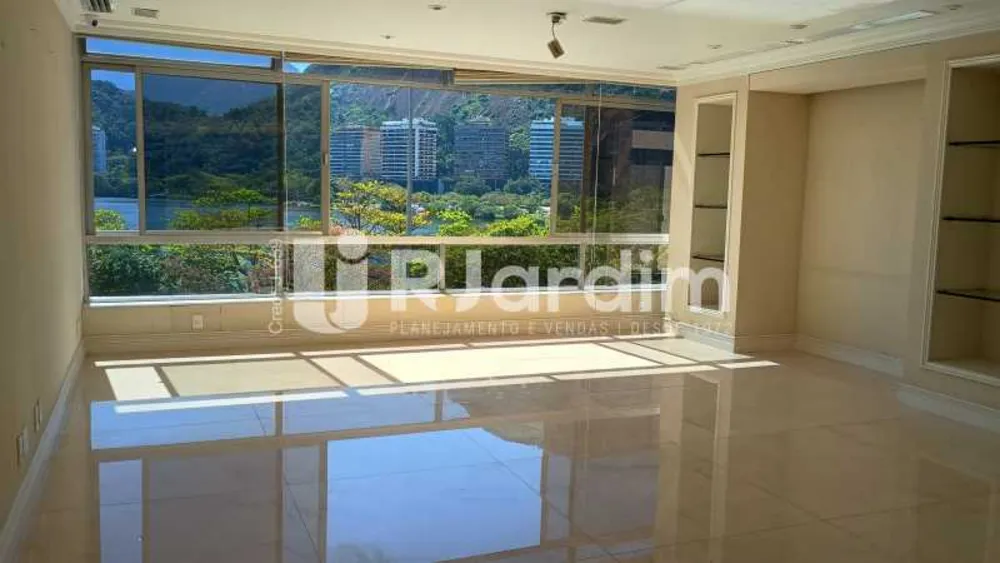Apartamento, 3 quartos, 180 m² - Foto 2