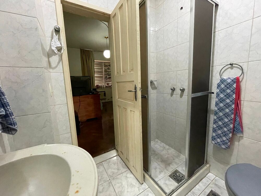 Apartamento à venda com 3 quartos, 197m² - Foto 6