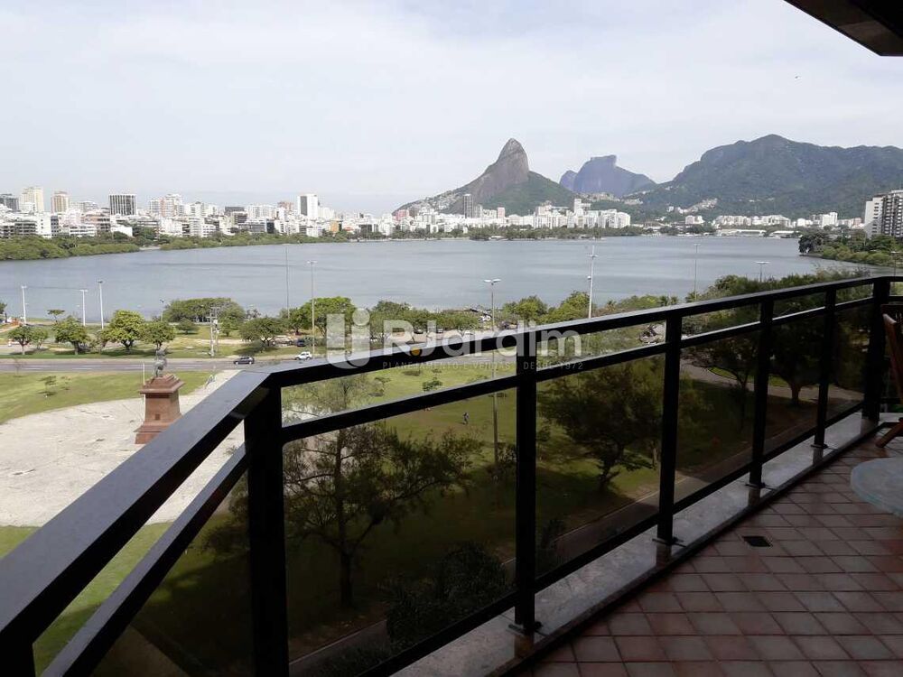 Apartamento, 4 quartos, 225 m² - Foto 1