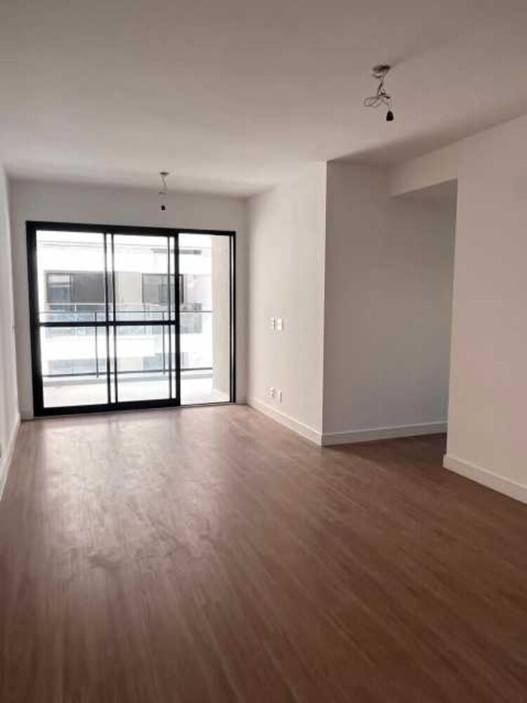 Apartamento à venda com 3 quartos, 90m² - Foto 2