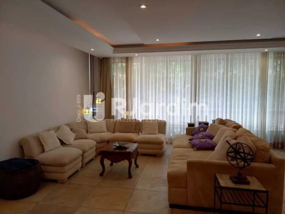 Apartamento, 3 quartos, 195 m² - Foto 10