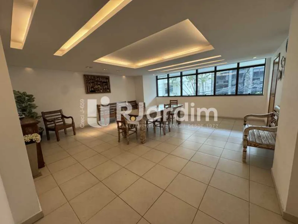 Cobertura, 3 quartos, 230 m² - Foto 4