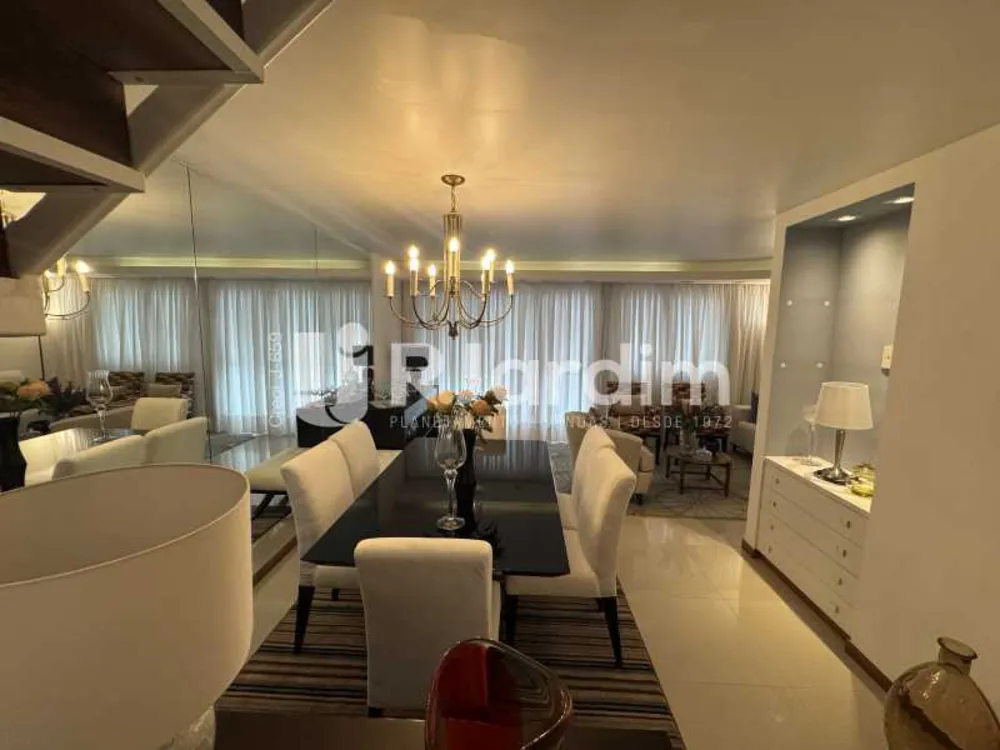 Cobertura, 3 quartos, 230 m² - Foto 13