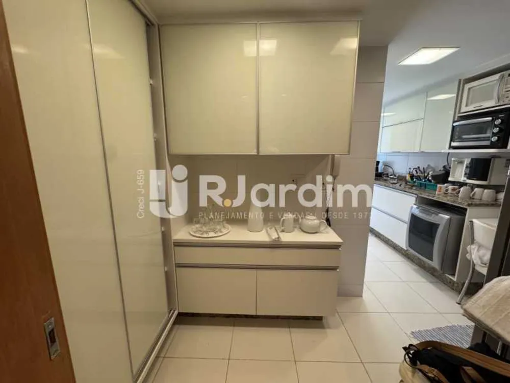 Cobertura, 3 quartos, 230 m² - Foto 8