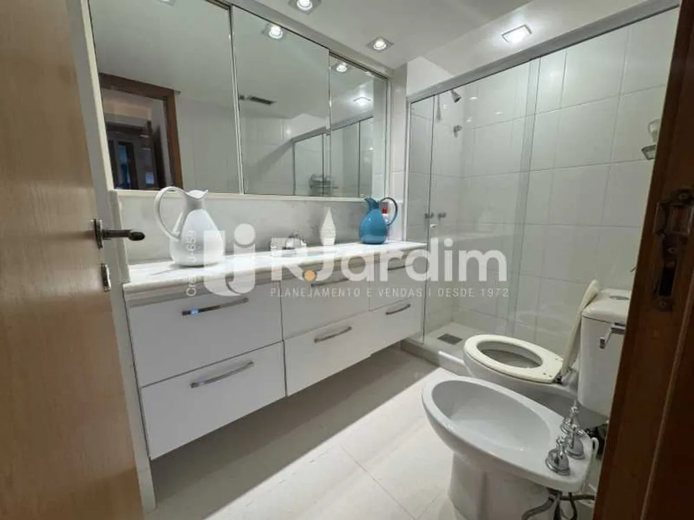 Cobertura, 3 quartos, 230 m² - Foto 17