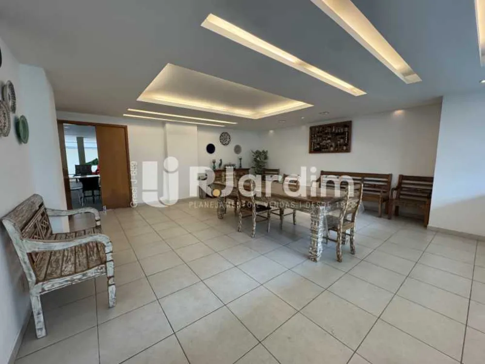Cobertura, 3 quartos, 230 m² - Foto 30