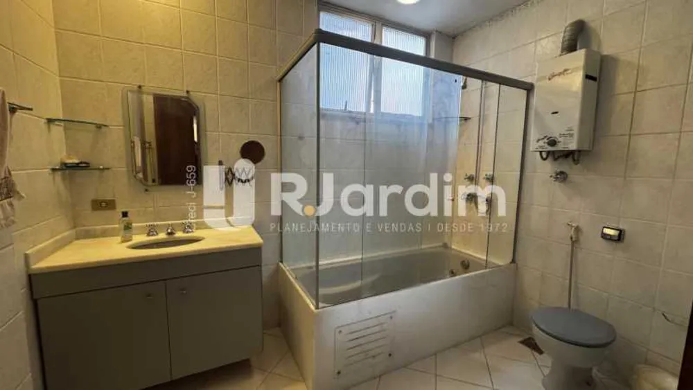 Apartamento, 3 quartos, 240 m² - Foto 12
