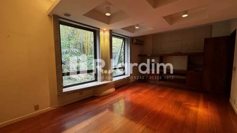 Apartamento, 3 quartos, 240 m² - Foto 9