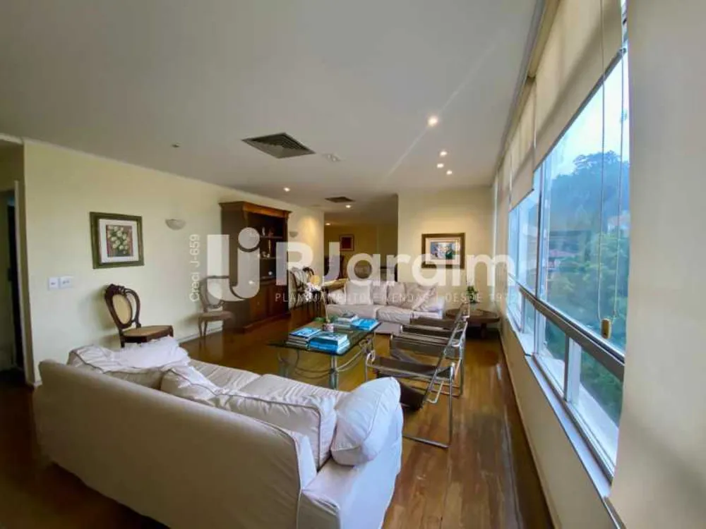 Apartamento, 4 quartos, 276 m² - Foto 1