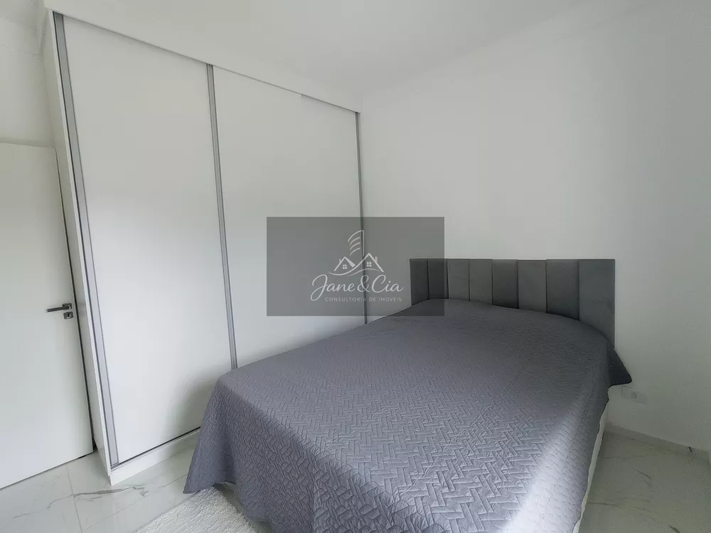 Casa, 3 quartos, 262 m² - Foto 1