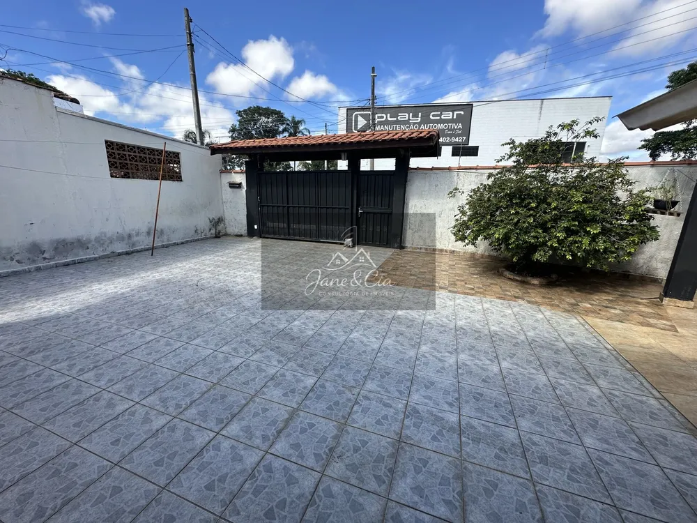 Casa, 3 quartos, 300 m² - Foto 1