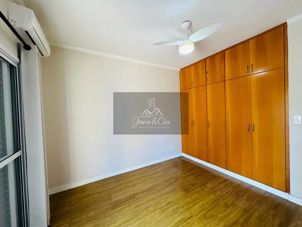 Casa, 4 quartos, 220 m² - Foto 1