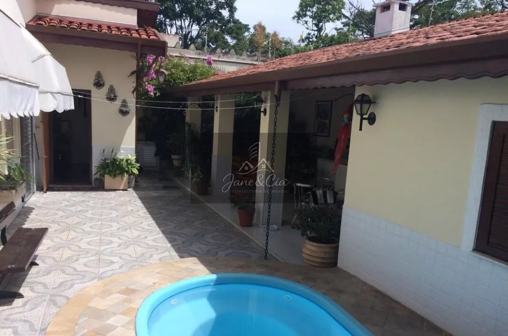 Casa, 3 quartos, 187 m² - Foto 1