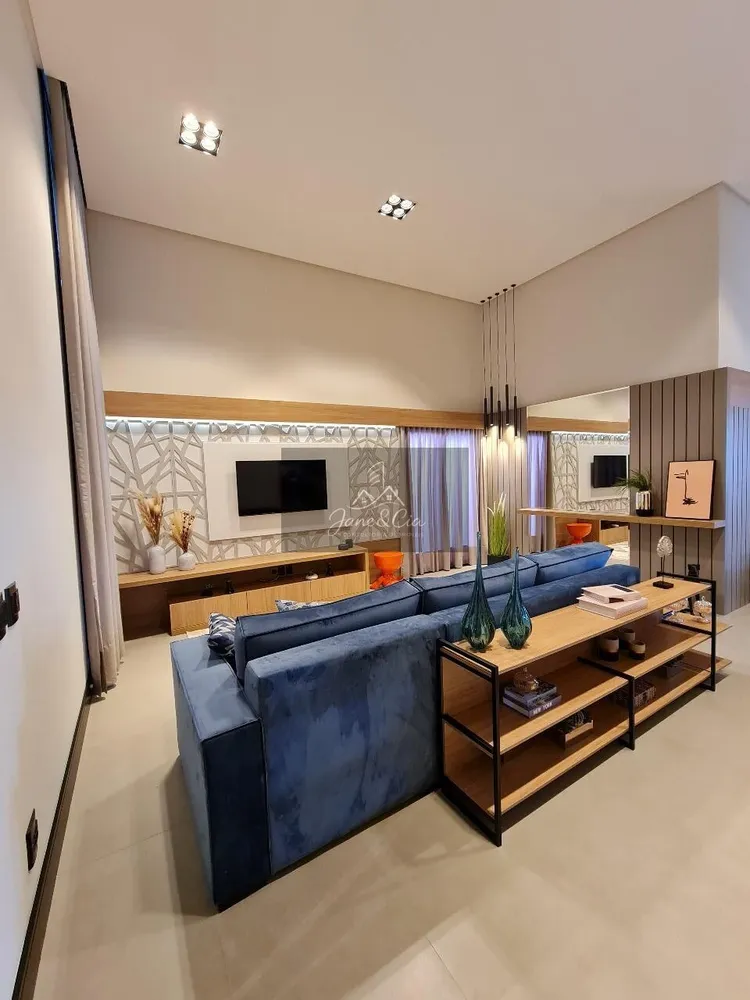 Casa, 3 quartos, 247 m² - Foto 2
