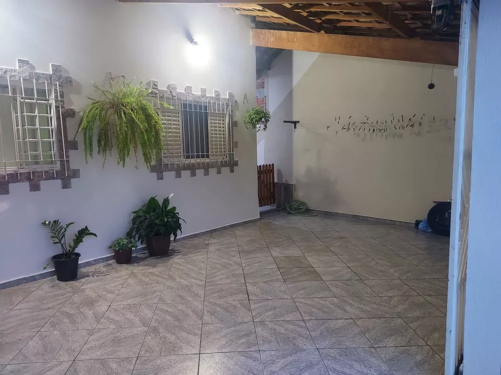 Casa, 3 quartos, 190 m² - Foto 2