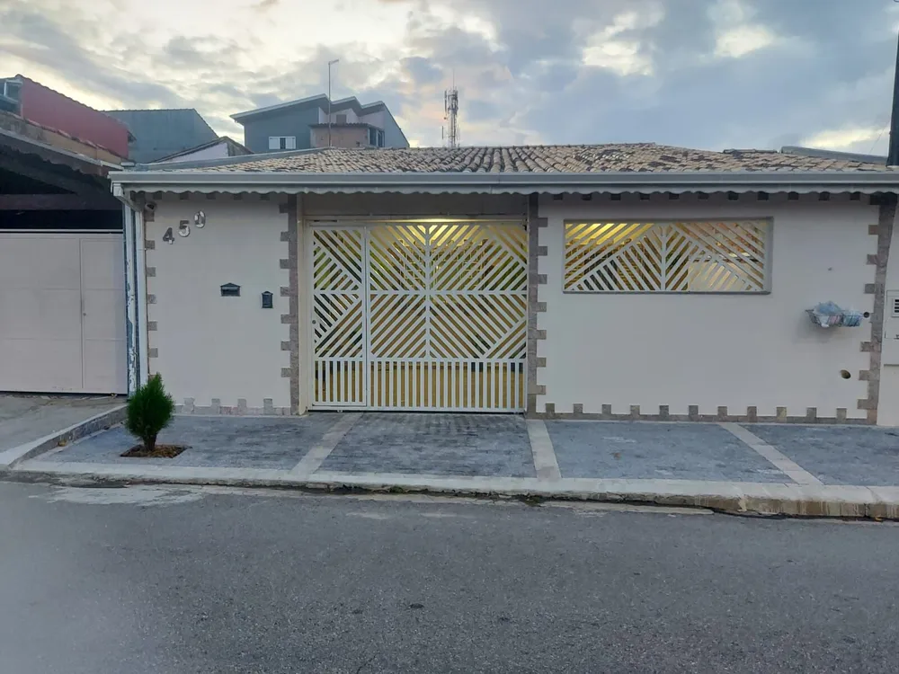 Casa, 3 quartos, 190 m² - Foto 1