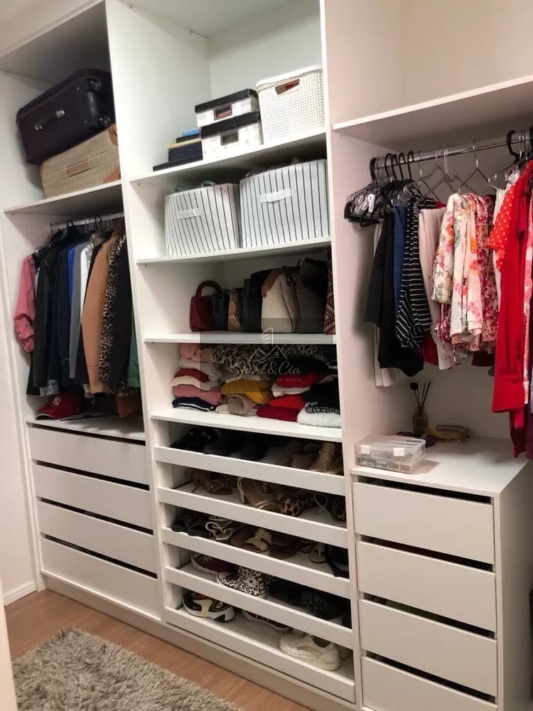 Casa, 3 quartos, 220 m² - Foto 1