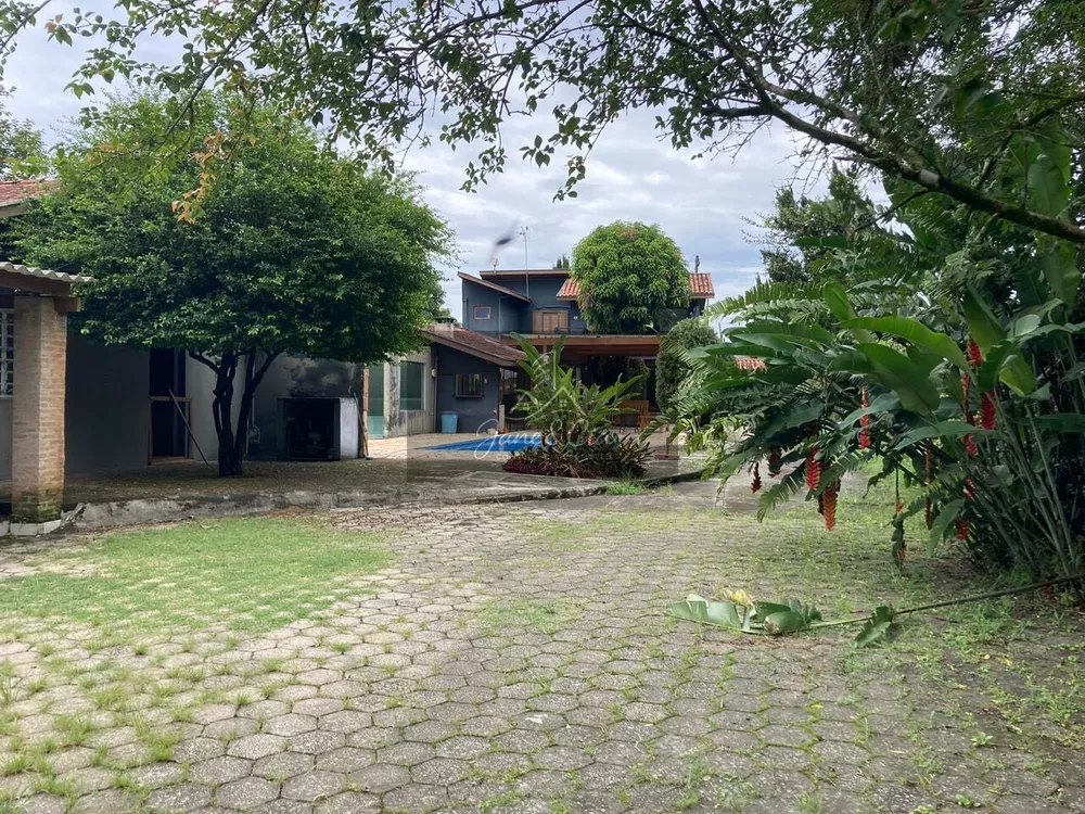 Sítio, 3 quartos, 1070 m² - Foto 2